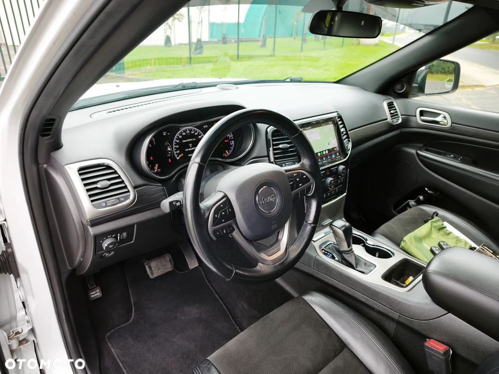 Jeep Grand Cherokee 3.6 V6 Laredo - 16