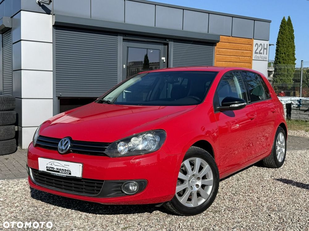 Volkswagen Golf - 1