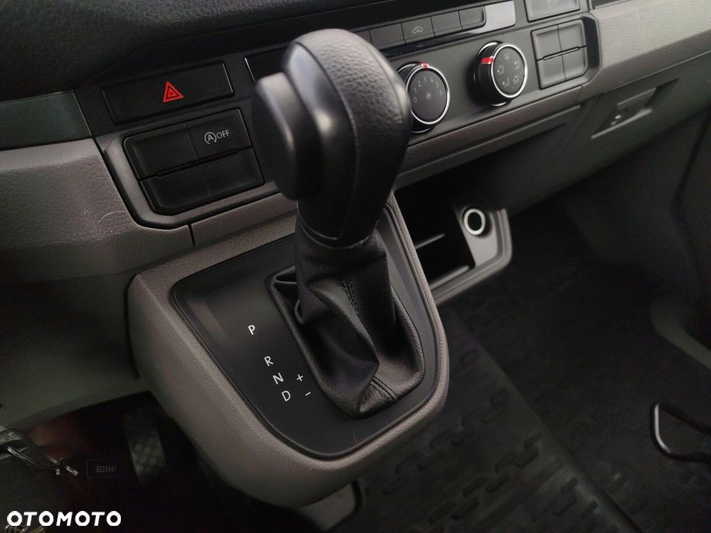 Volkswagen Crafter 35 Podwójna kabina - 20