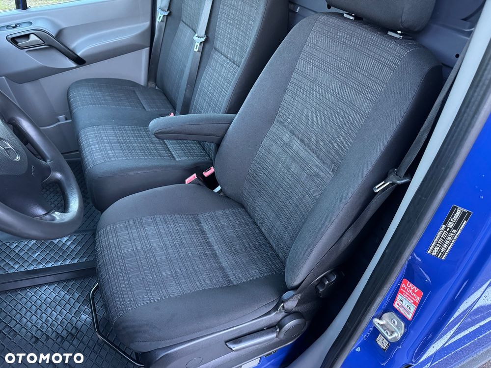 Mercedes-Benz Sprinter - 21