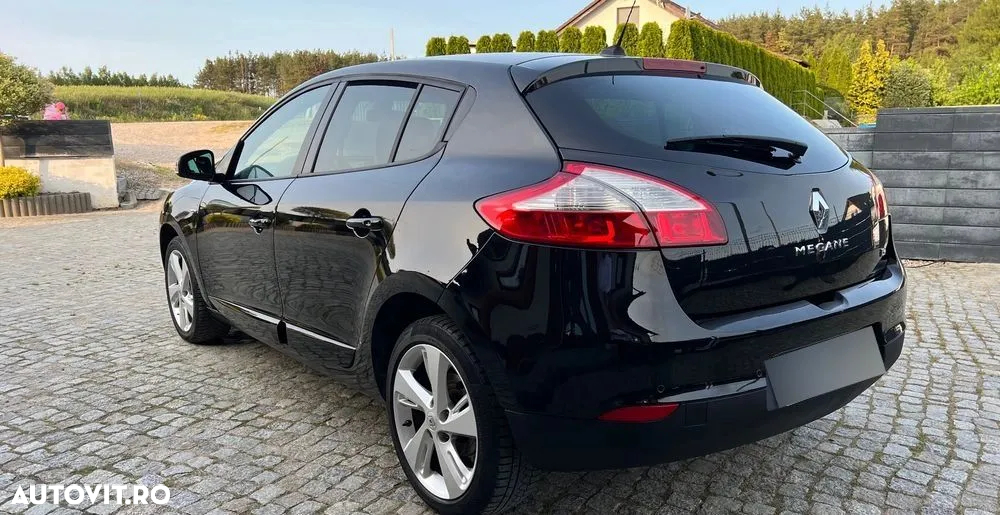 Renault Megane Grandtour ENERGY TCe 115 Start & Stop Bose Edition - 3