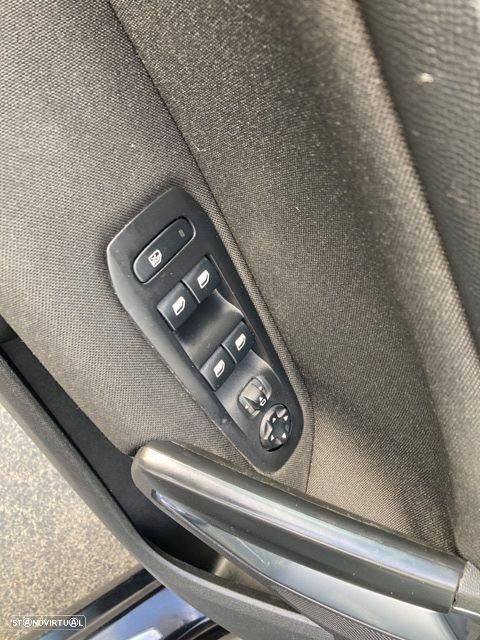 Peugeot 308 1.5 BlueHDi Style - 28