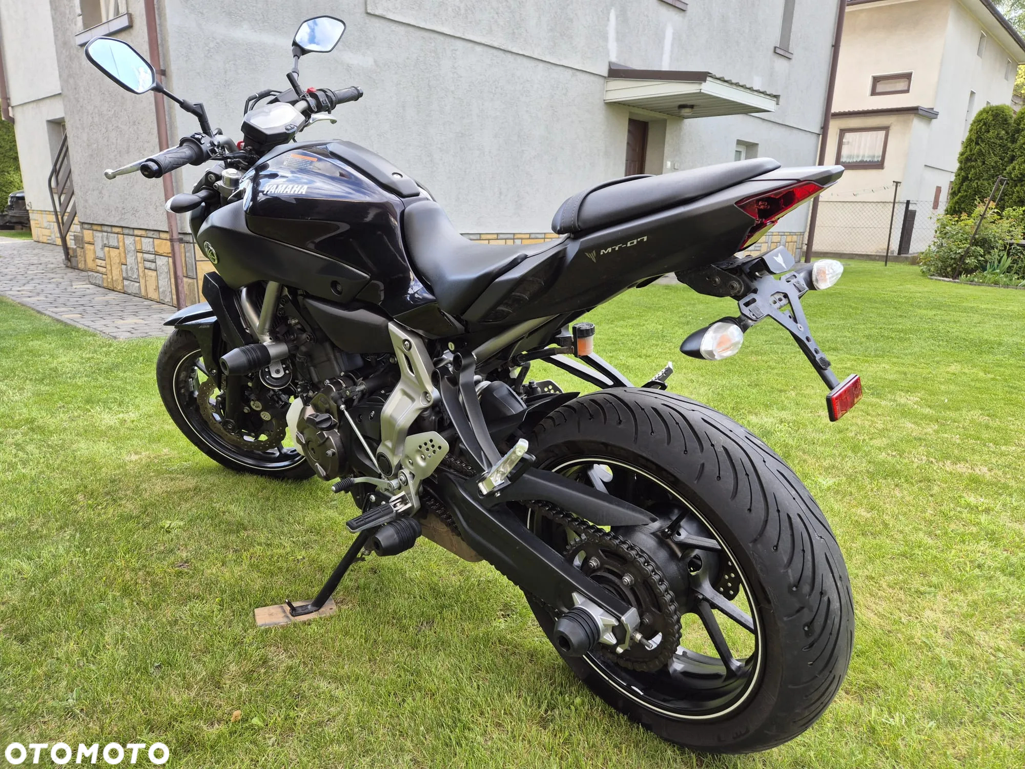 Yamaha MT - 12