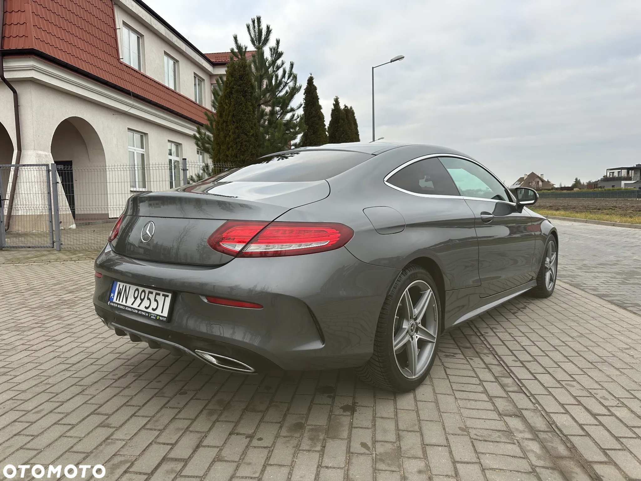 Mercedes-Benz Klasa C 220 d Coupe 9G-TRONIC AMG Line - 5