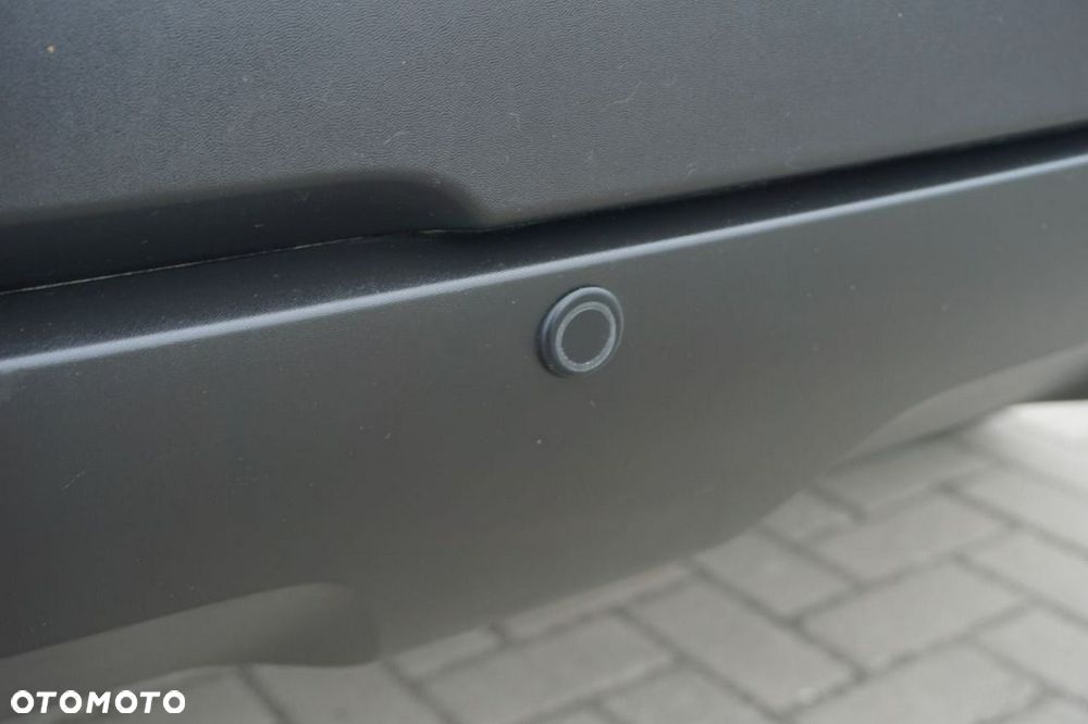 Dacia Duster 1.6 SCe Essential - 24