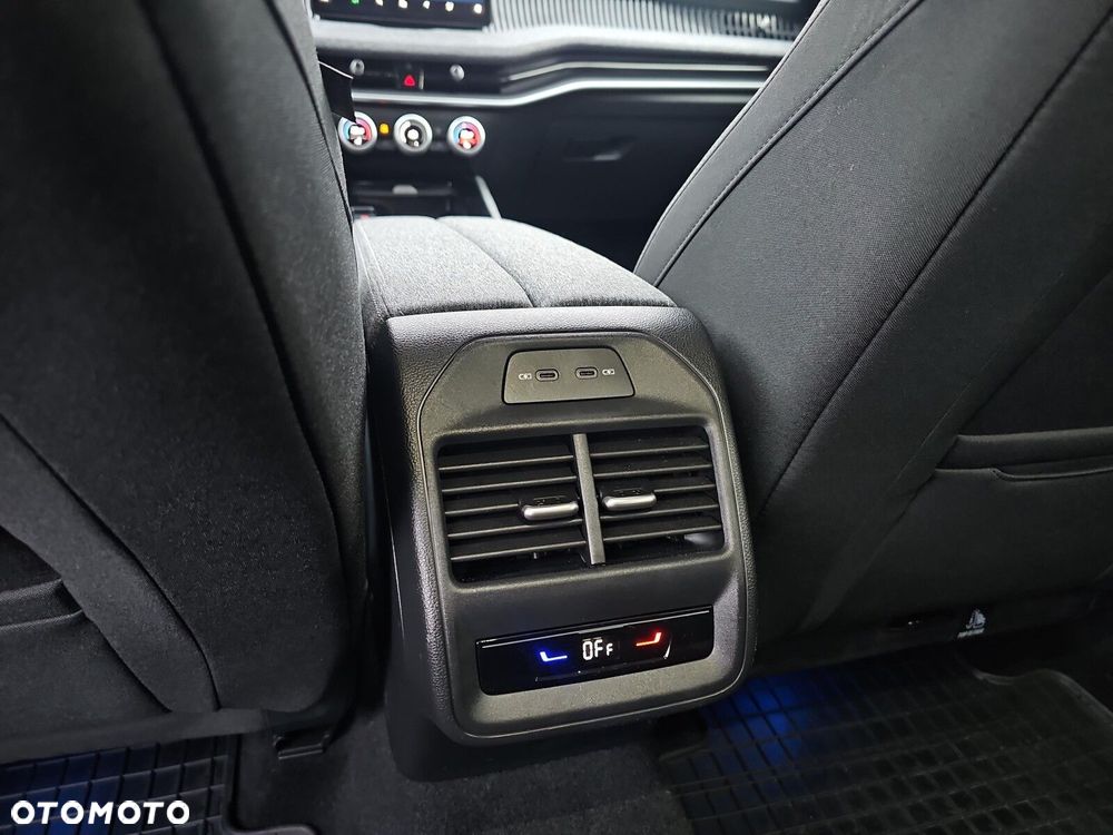 Skoda Superb 2.0 TDI SCR 4x4 Selection DSG - 18