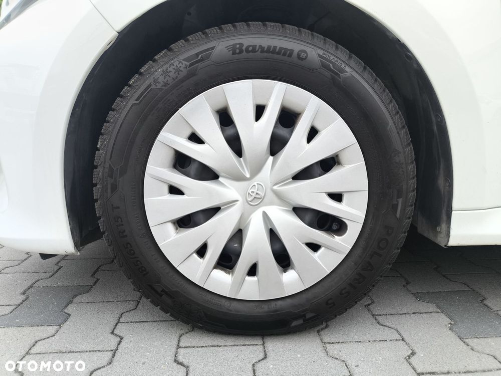 Toyota Yaris - 16