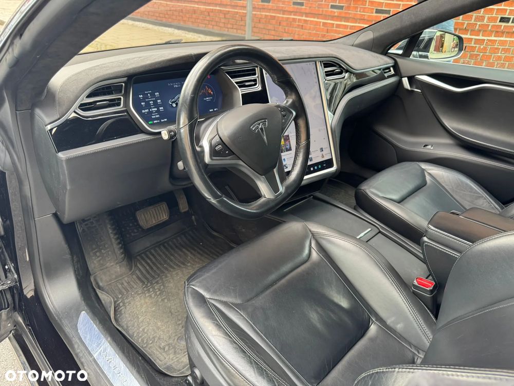 Tesla Model S Long Range Plus - 16