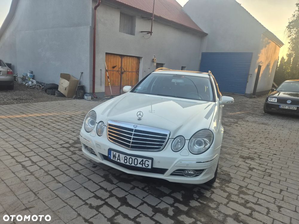 Mercedes-Benz Klasa E 300 BLUETEC 7G-TRONIC Avantgarde DPF - 1