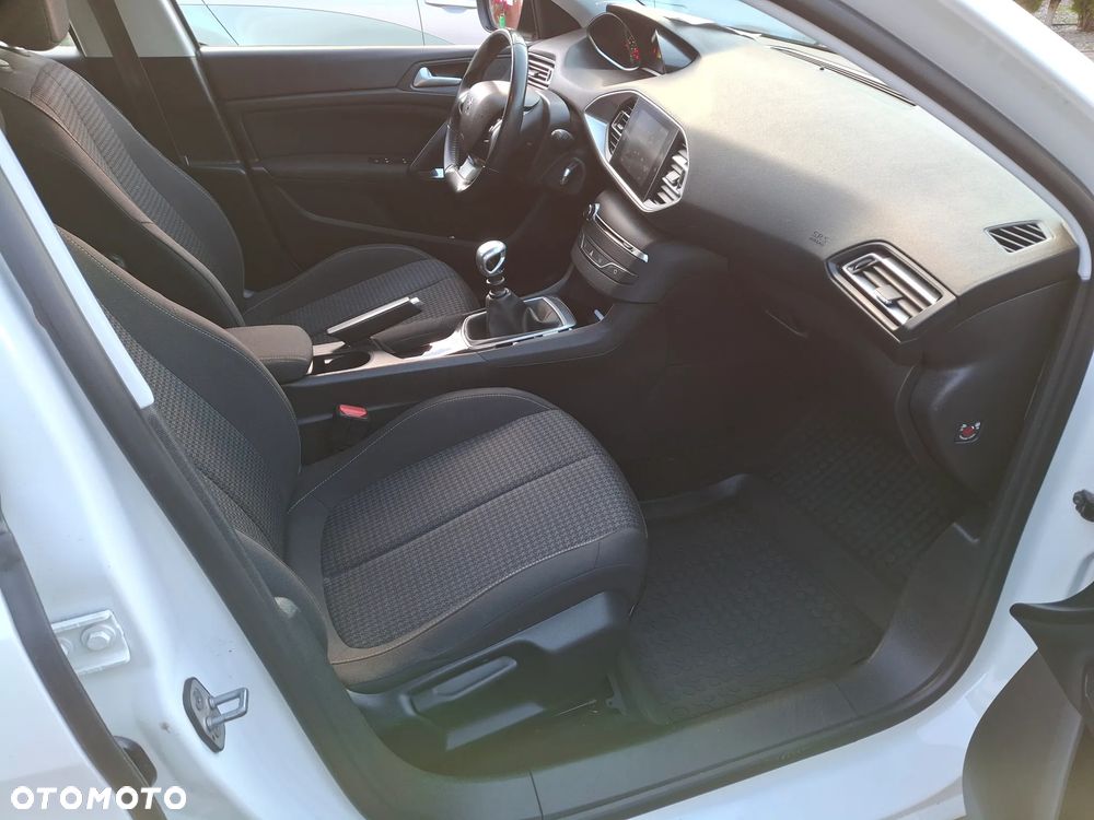 Peugeot 308 1.5 BlueHDi Active Pack Business S&S - 17