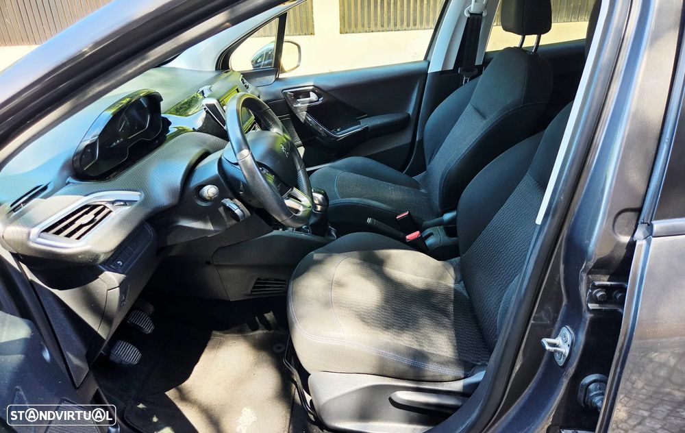 Peugeot 208 1.6 BlueHDi Active - 10