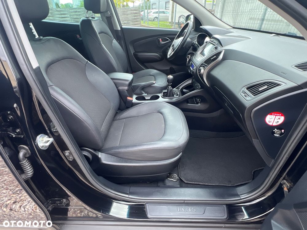 Hyundai ix35 1.6 2WD Fifa World Cup Edition - 19
