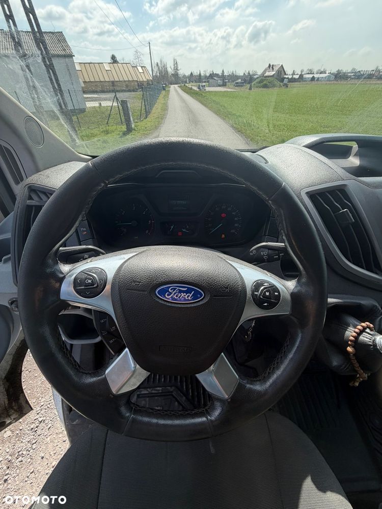 Ford Transit - 14