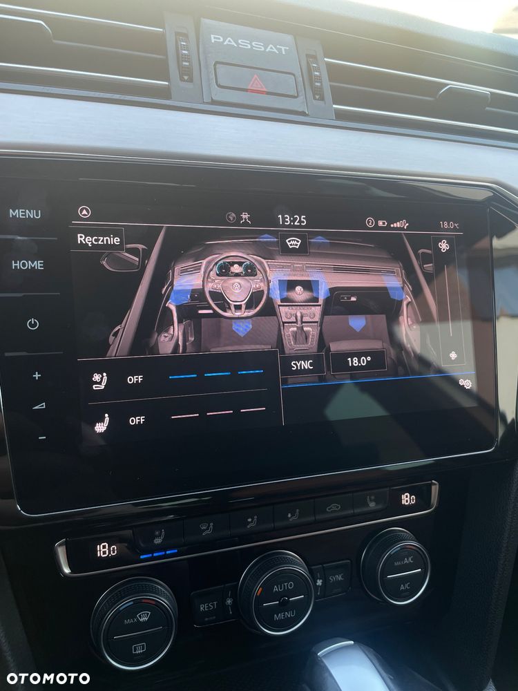 Volkswagen Passat Variant 2.0 TDI SCR DSG Elegance - 37