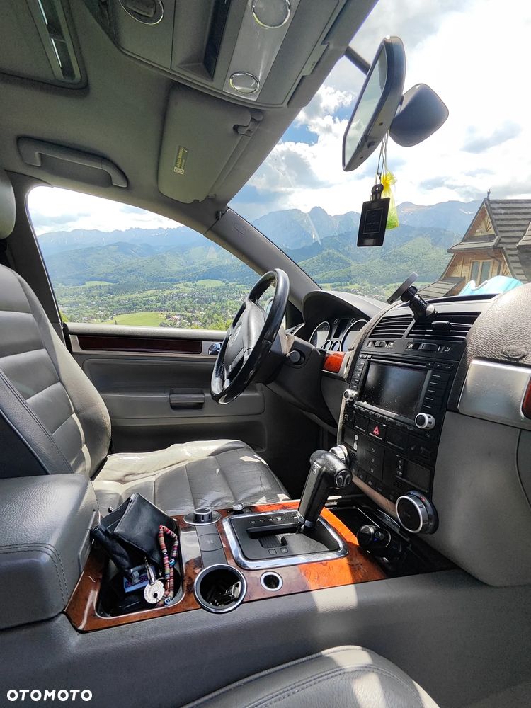 Volkswagen Touareg - 8