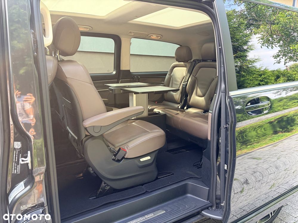 Mercedes-Benz Klasa V 300 d 4-Matic Exclusive 9G-Tronic (d³ugi) - 6