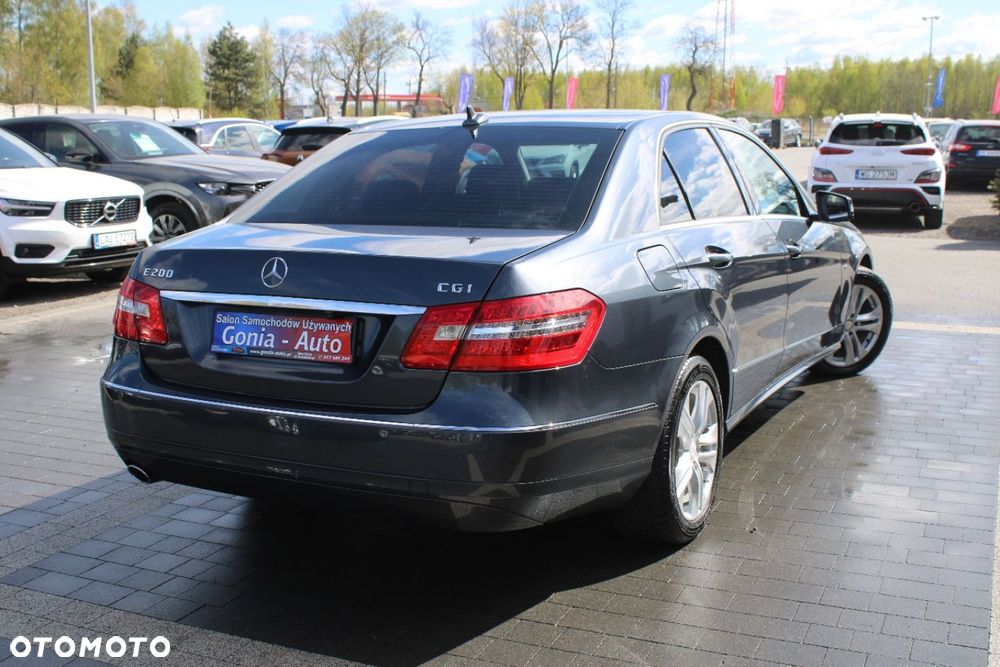Mercedes-Benz Klasa E - 7