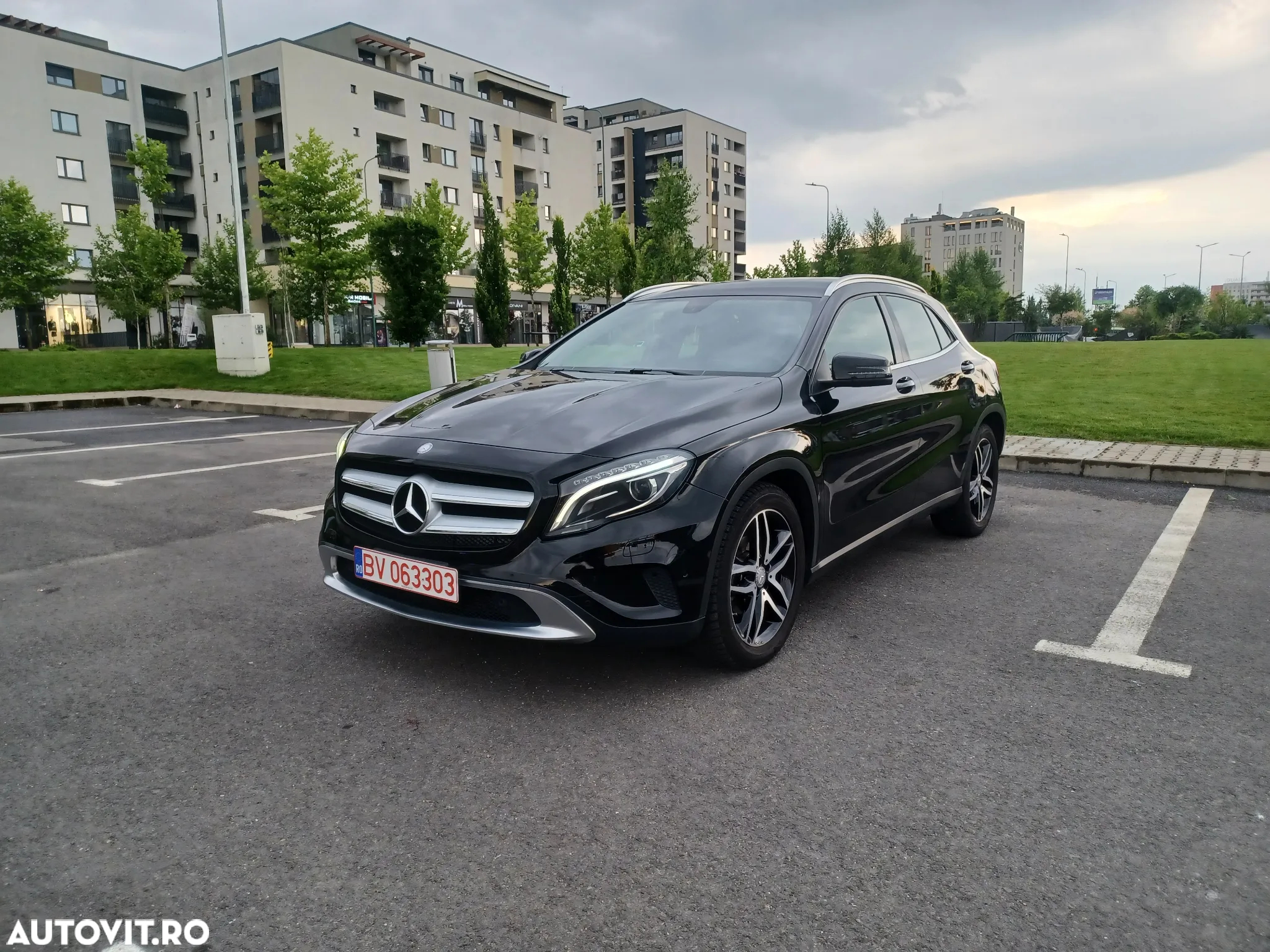 Mercedes-Benz GLA 180 (CDI) d 7G-DCT - 2