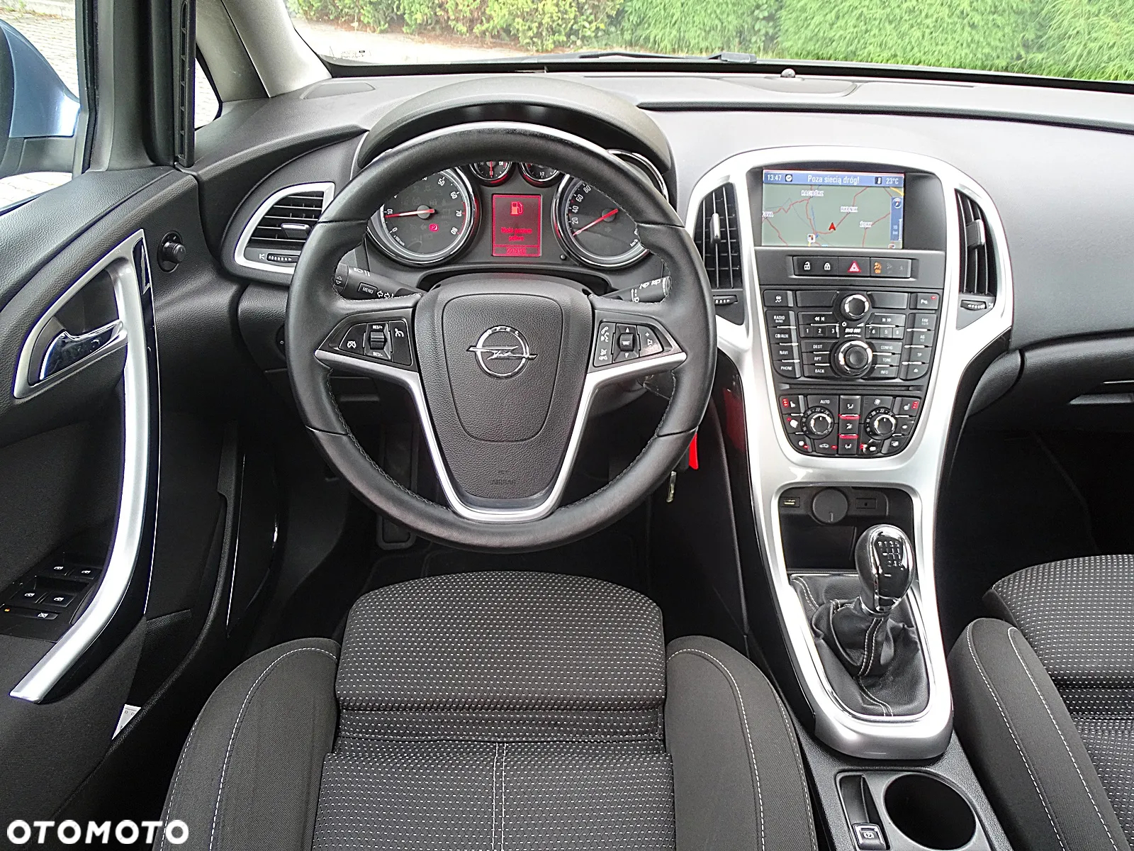 Opel Astra IV 1.4 T Cosmo - 5