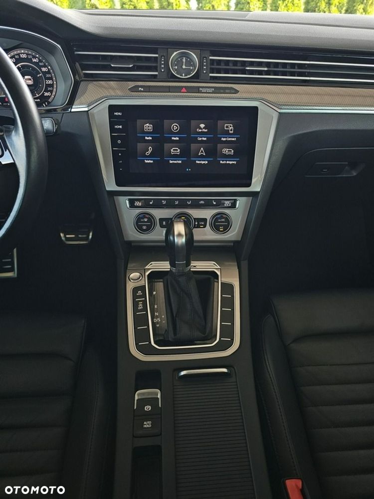 Volkswagen Passat Alltrack 2.0 TDI SCR 4Mot DSG - 22
