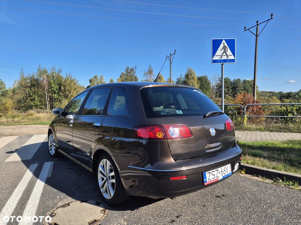 Fiat Croma 2.4 JTD Emotion - 4