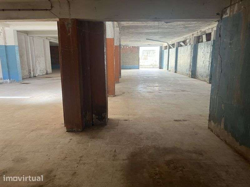 Espaço Comercial – APROX. 900 m² - Grande imagem: 5/8