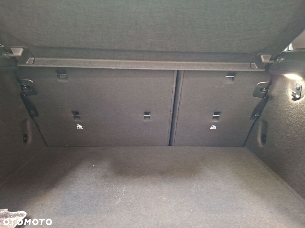 BMW Seria 1 118i Advantage - 19