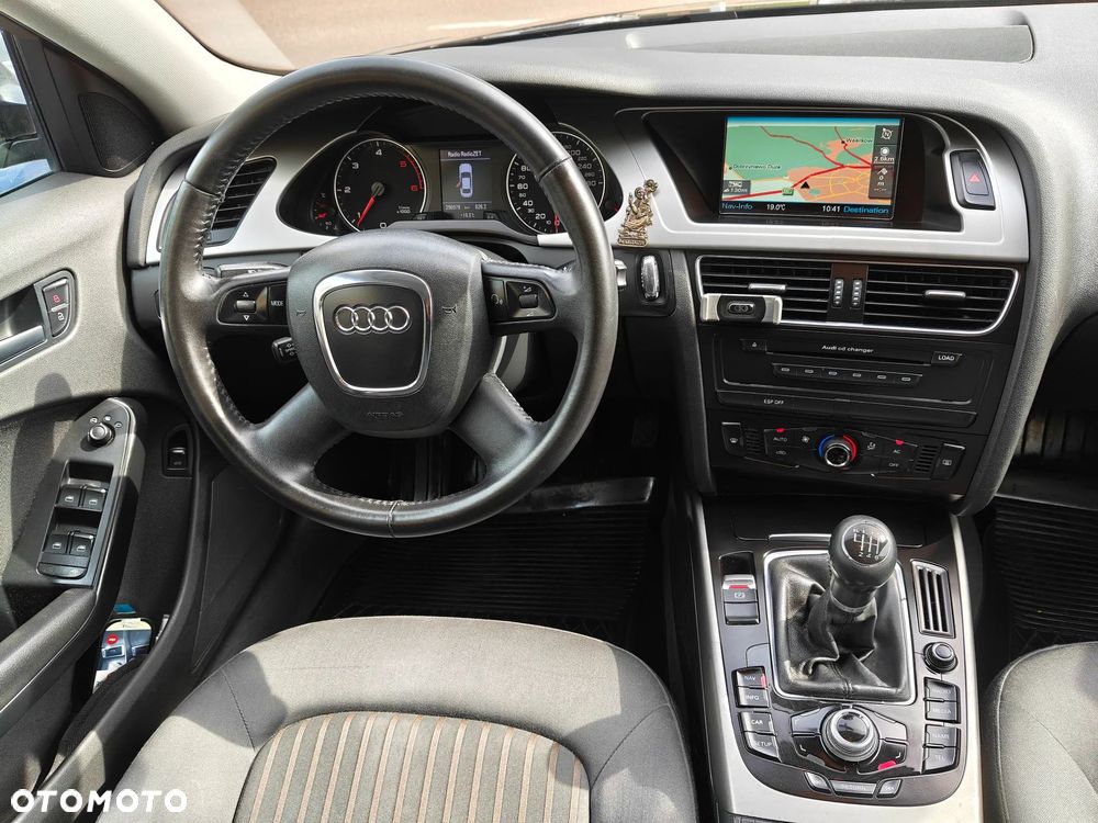 Audi A4 Limousine 2.0 TDI DPF Attraction - 6