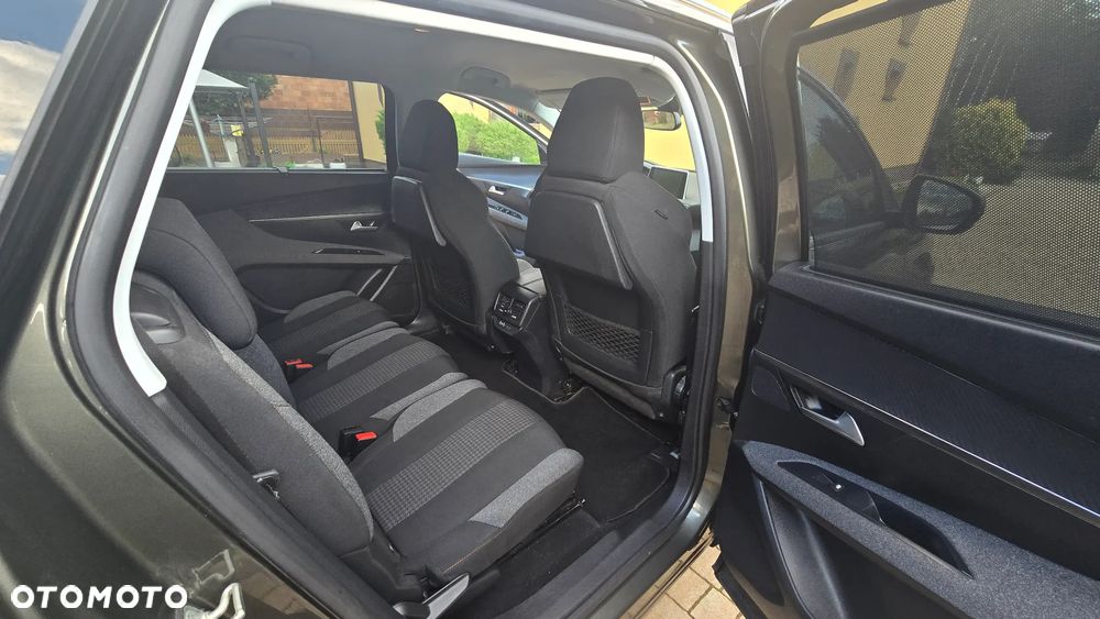 Peugeot 5008 1.5 BlueHDi Active Pack S&S EAT8 - 14
