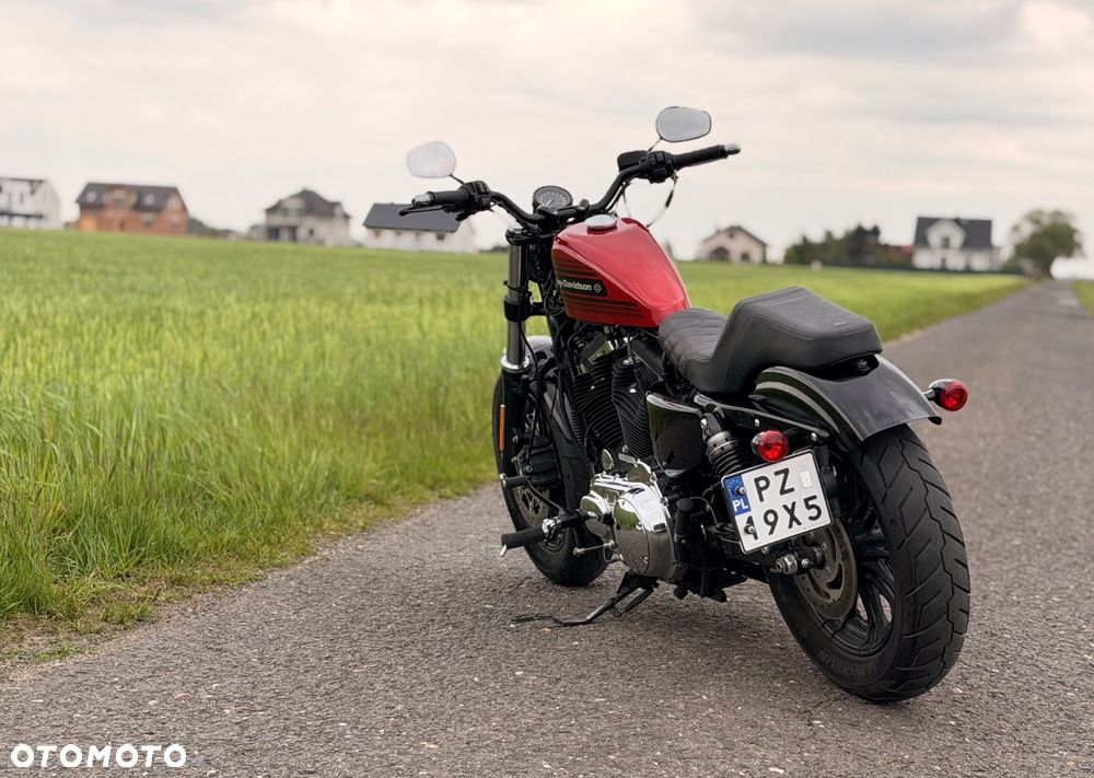 Harley-Davidson Sportster Forty-Eight - 3