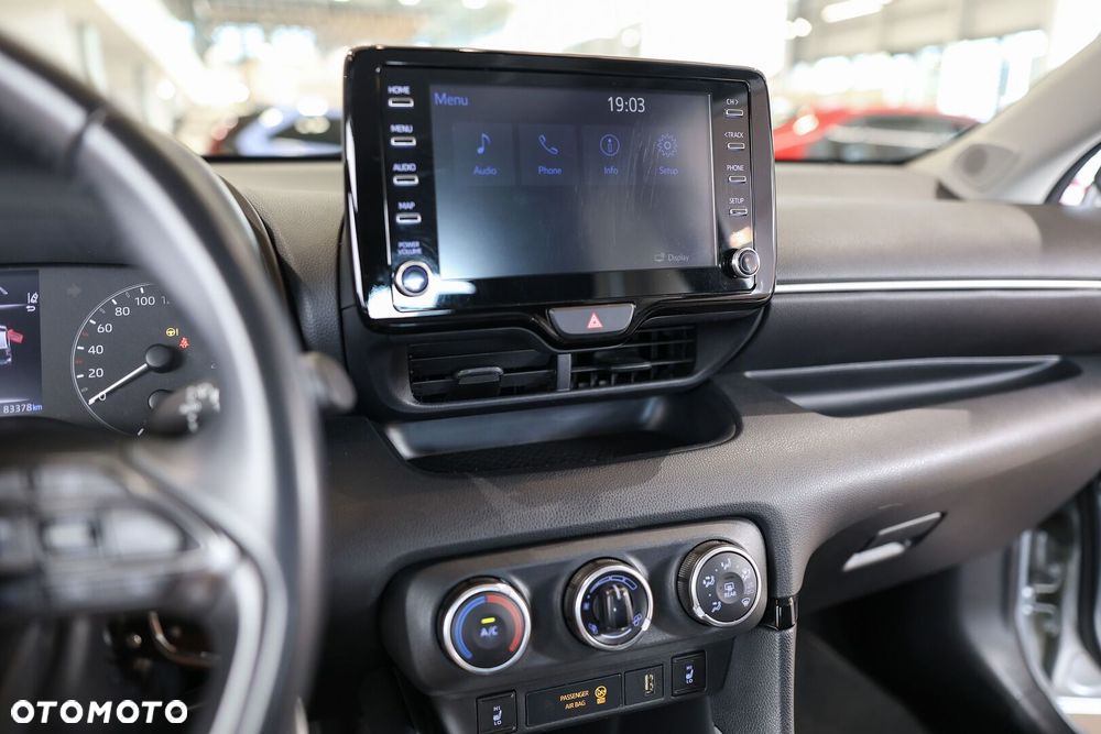 Toyota Yaris - 19