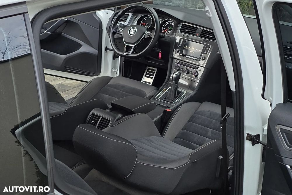 Volkswagen Golf 2.0 TDI SCR 4Motion DSG Alltrack - 17