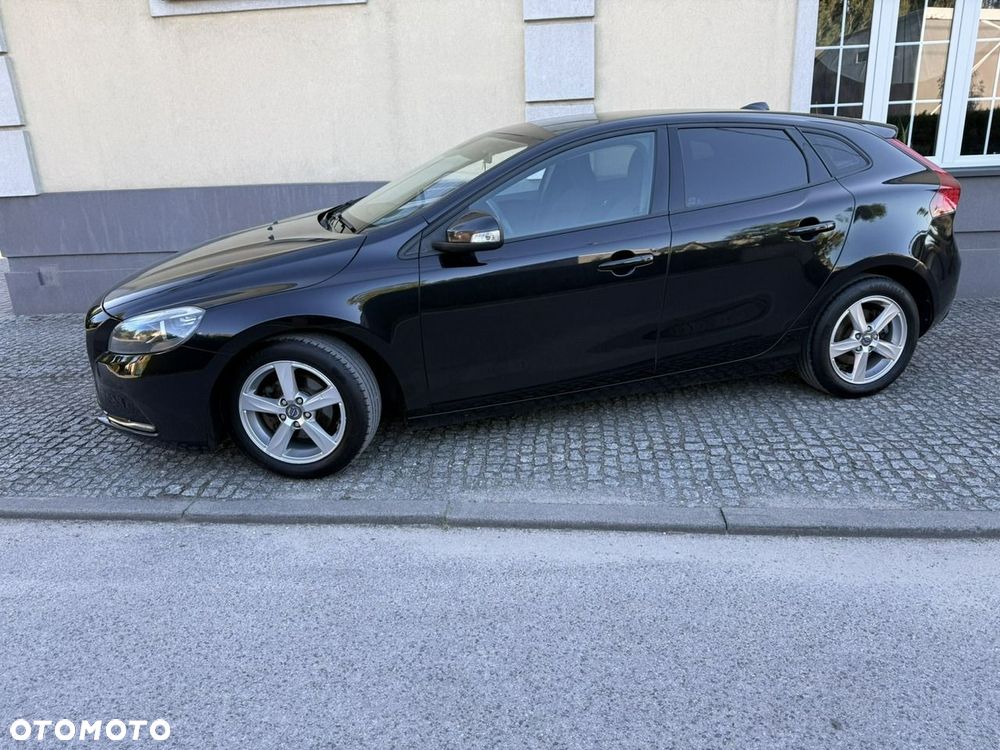 Volvo V40 - 30