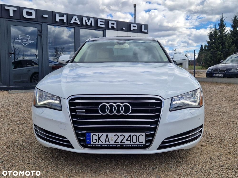 Audi A8 - 30