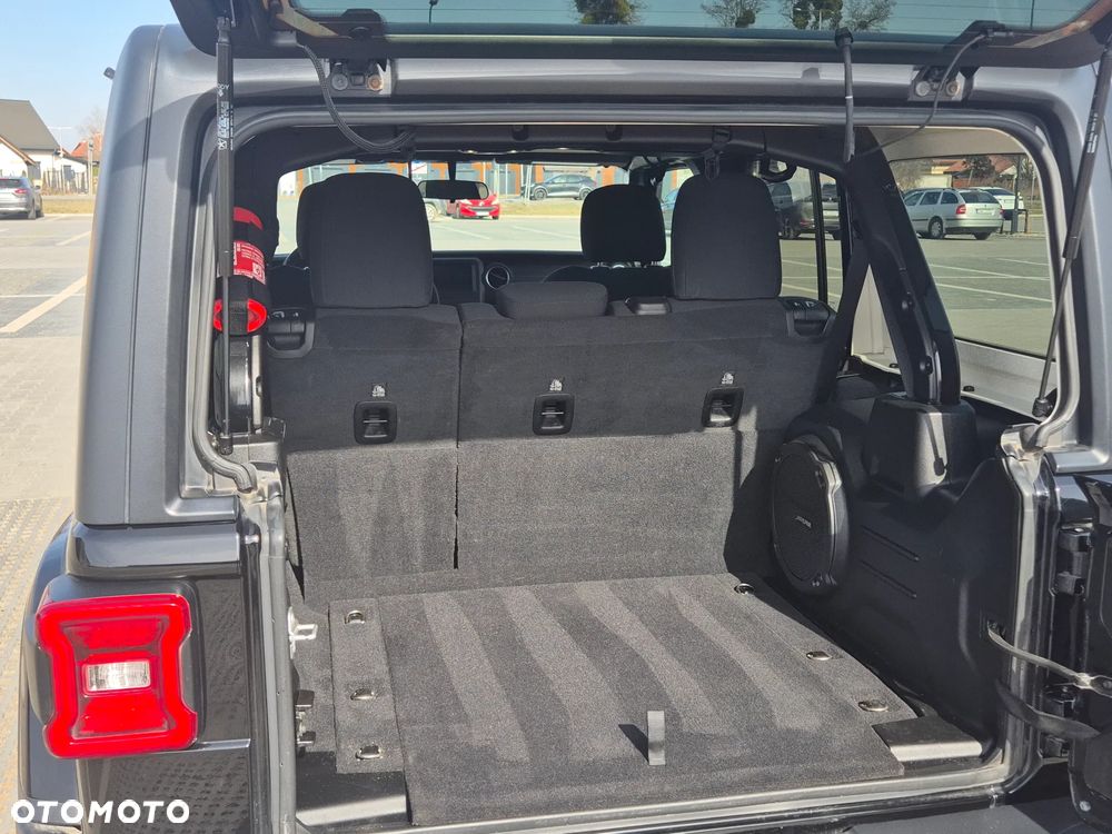 Jeep Wrangler 2.0 T-GDI Hardtop AWD Automatik Sahara - 28