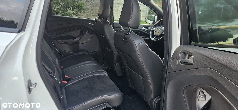 Ford Kuga 2.0 TDCi 4x4 ST-Line - 25