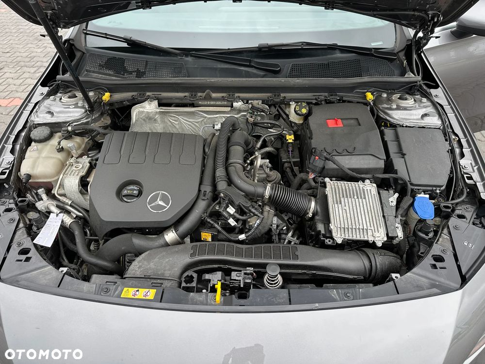 Mercedes-Benz Klasa A 200 Progressive 7G-DCT - 16