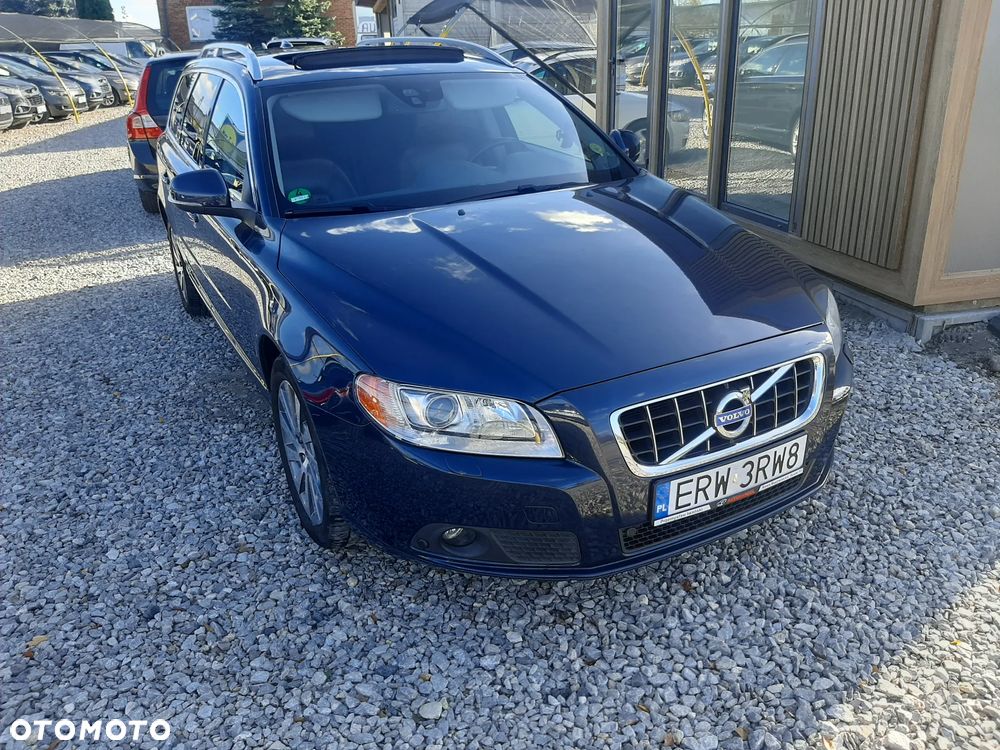 Volvo V70 D3 Summum - 6