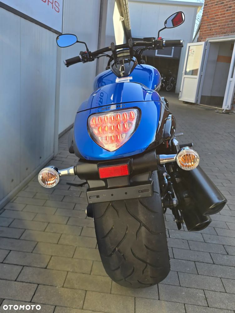 Suzuki Boulevard - 10