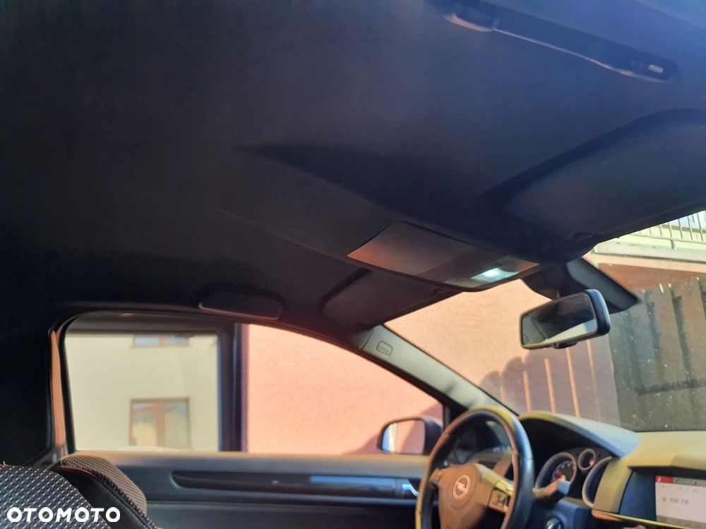 Opel Astra OPC - 31
