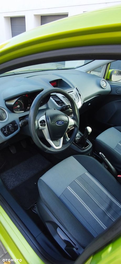 Ford Fiesta - 19