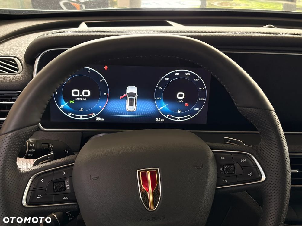 Hongqi HS5 - 13