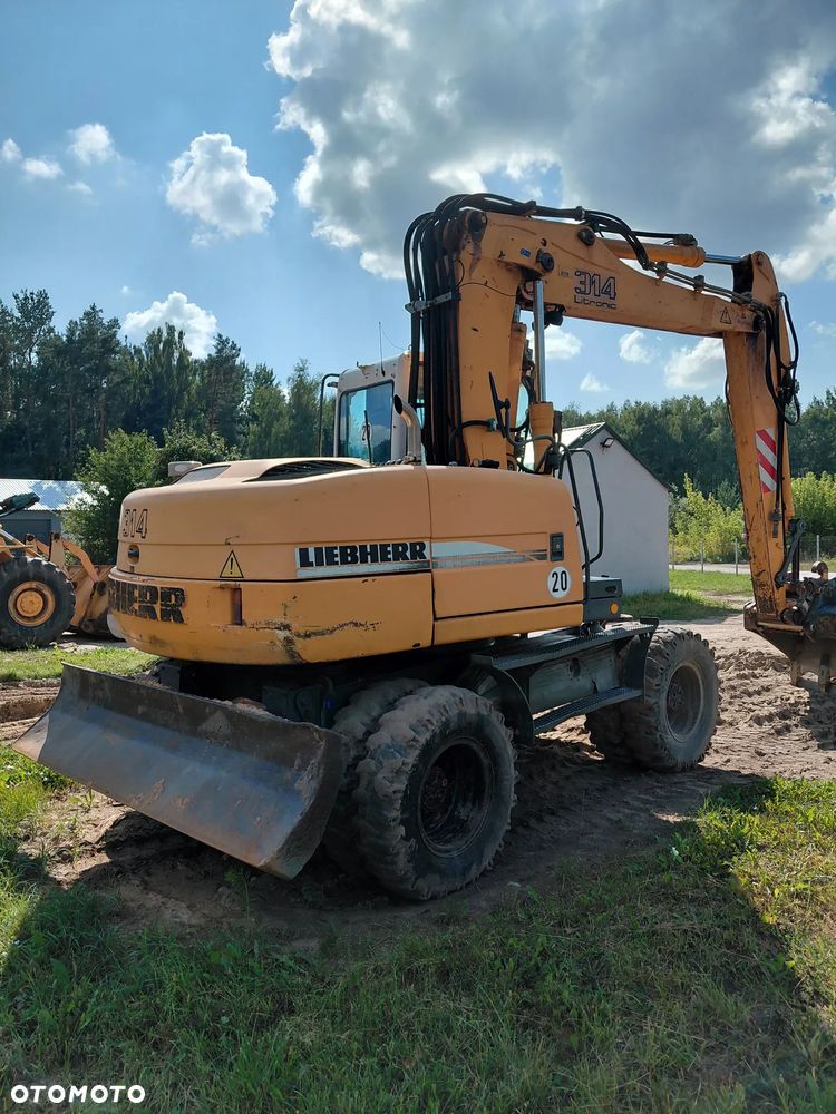Liebherr A314 - 4