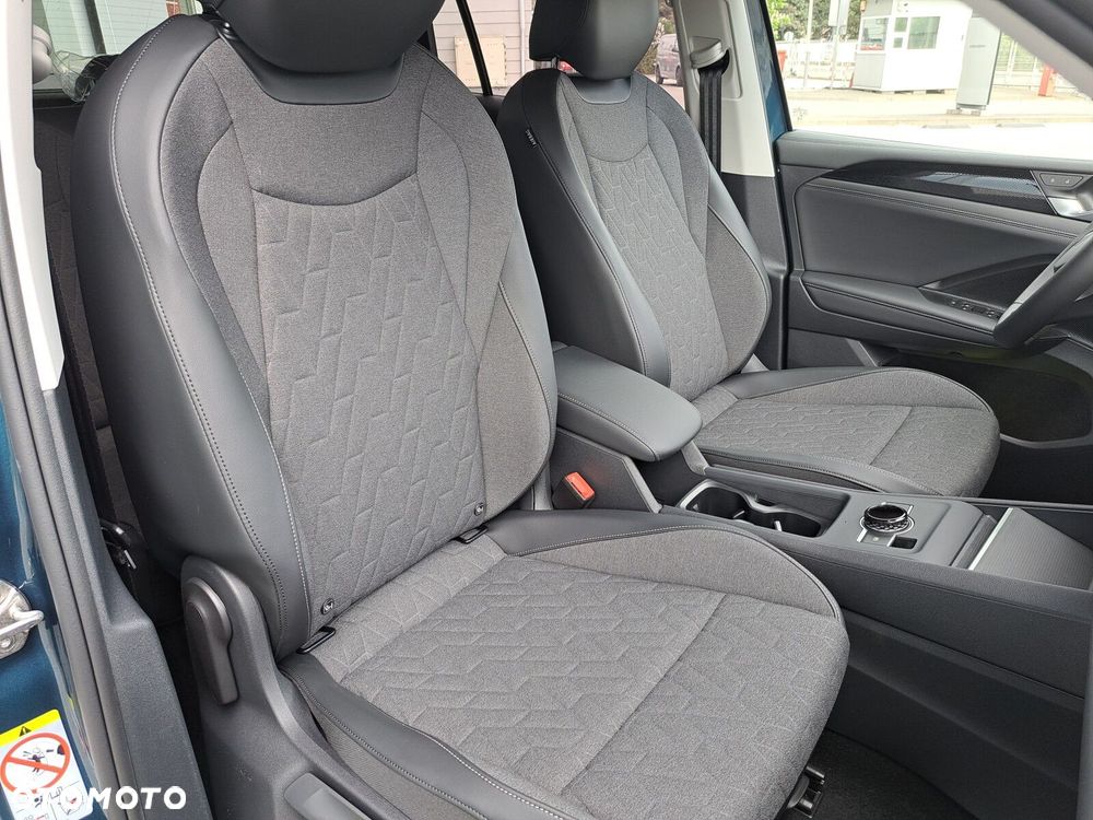 Volkswagen Tiguan - 15