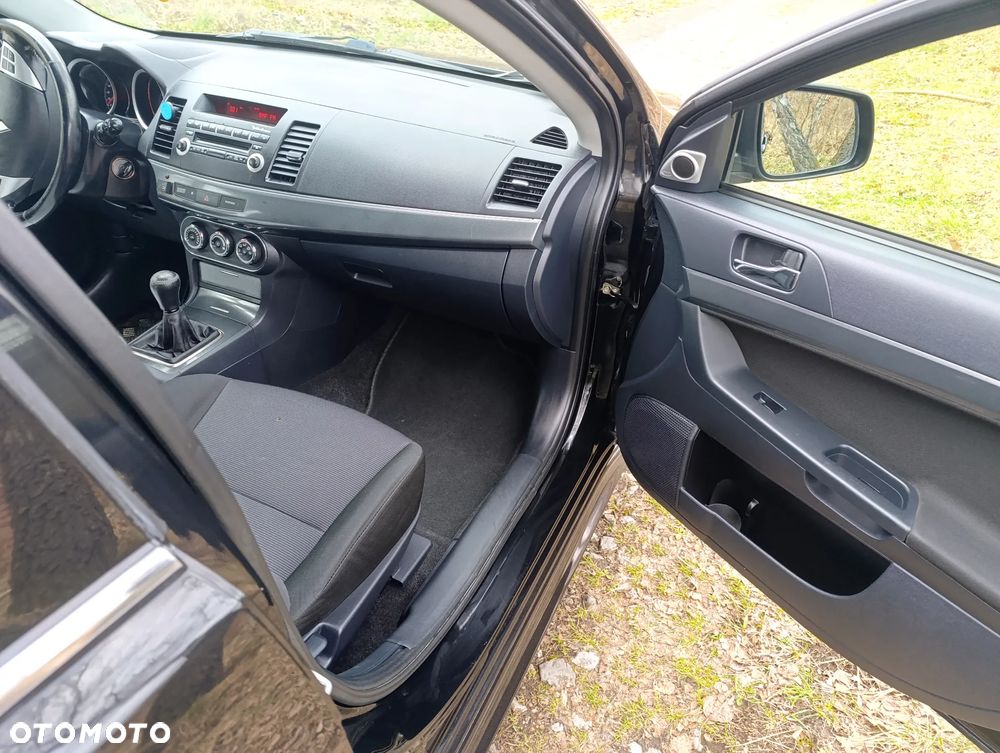 Mitsubishi Lancer 1.8 Intense LPG - 11