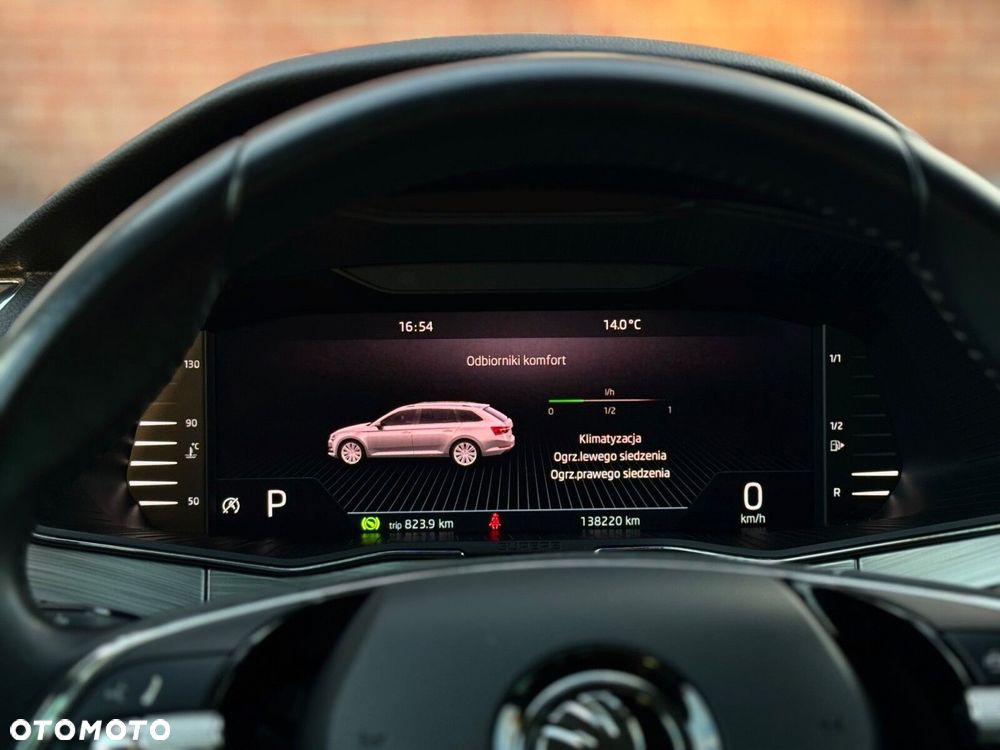 Skoda Superb 1.5 TSI Ambition DSG - 15