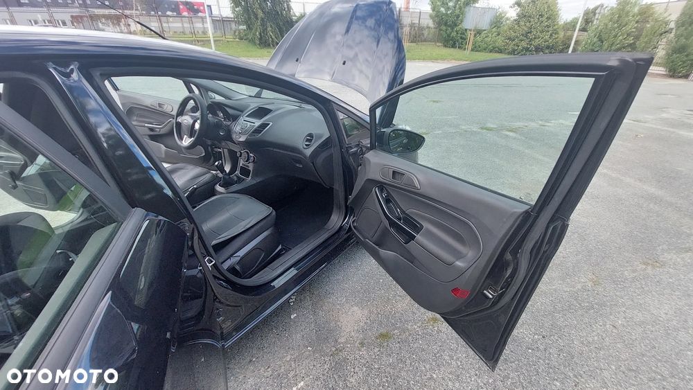 Ford Fiesta - 14