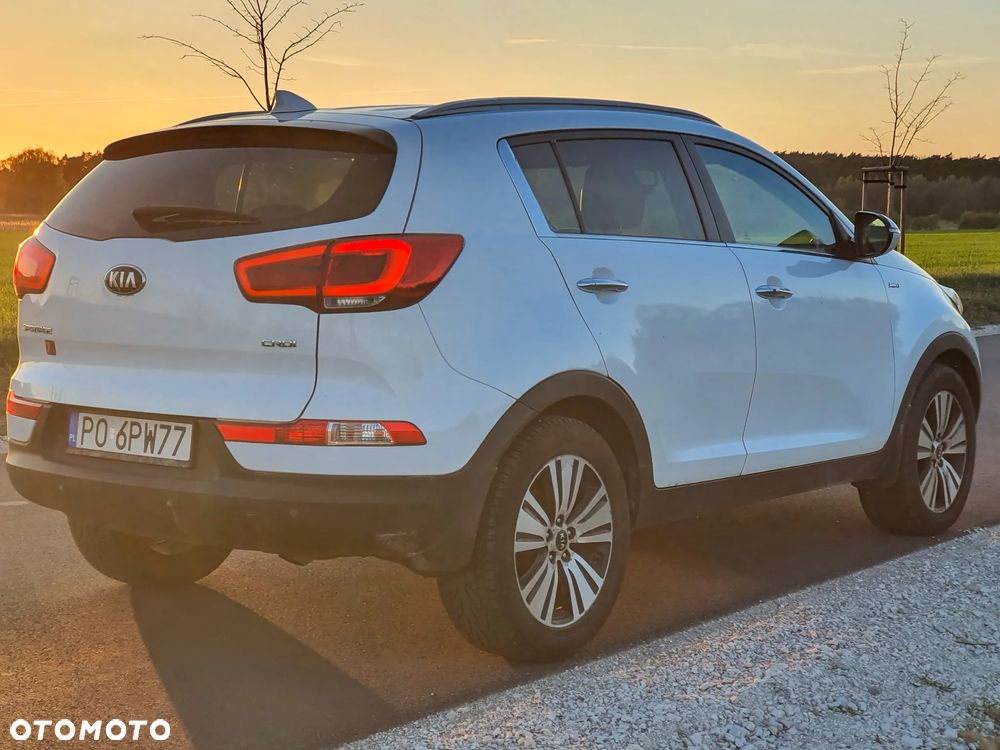 Kia Sportage 2.0 CRDI XL AWD - 11