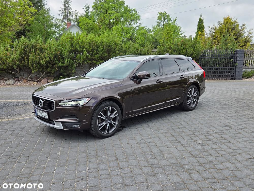 Volvo V90 Cross Country T6 AWD - 1