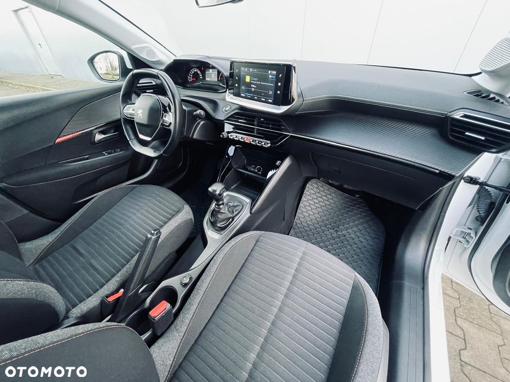 Peugeot 208 BlueHDi 100 Allure - 28